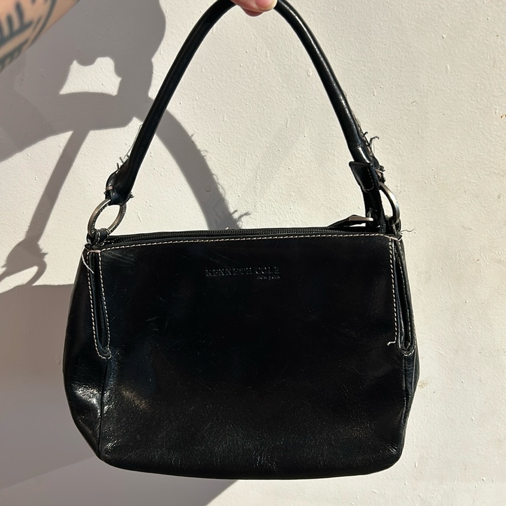 Small shoulder bag